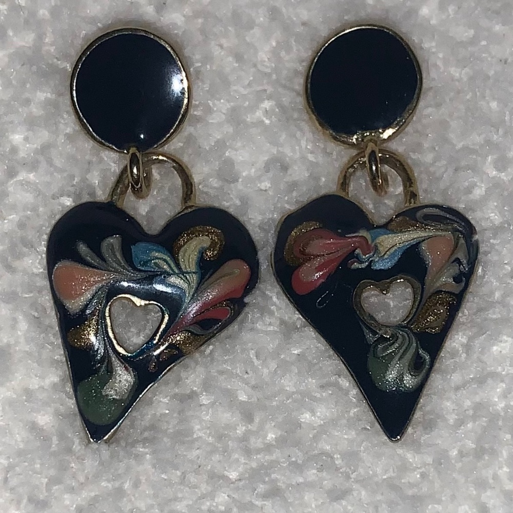 Vintage 80s Enamel/Gold Tone Heart Earrings